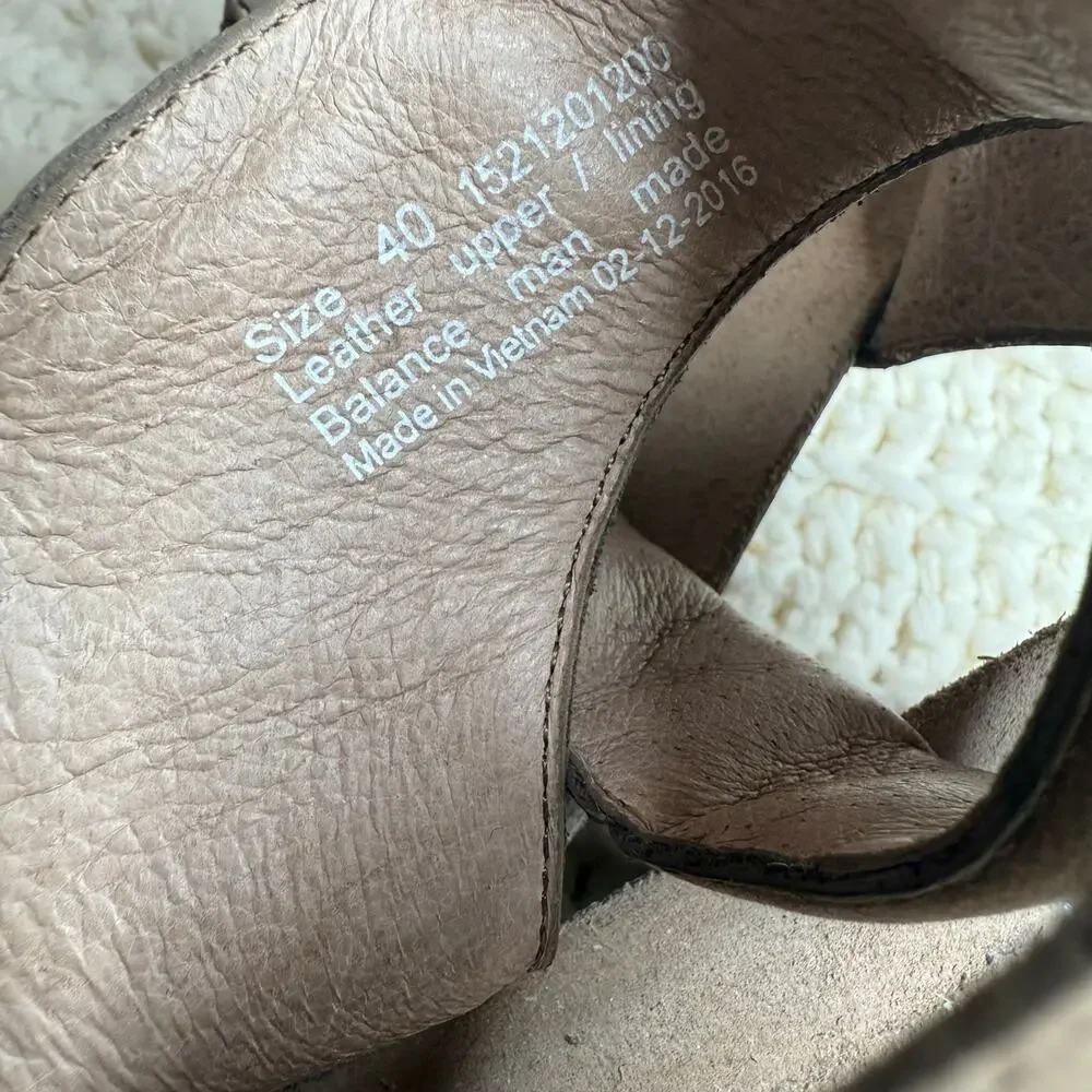DANSKO Women's 40 US 9.5 10 Sharla Criss Cross Strappy Wedge Sandal Shoes Tan